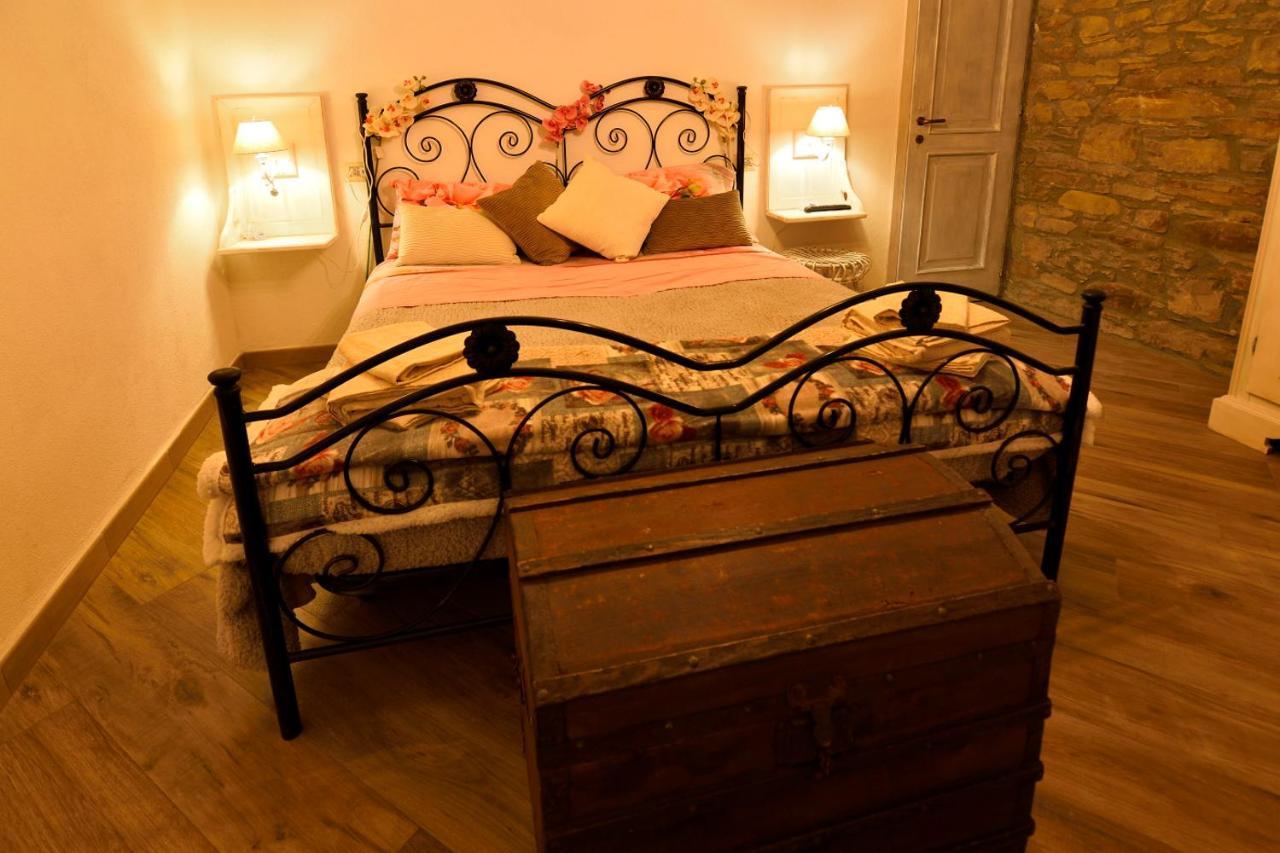 Il Borgo Del Castello Otel Cremolino Dış mekan fotoğraf
